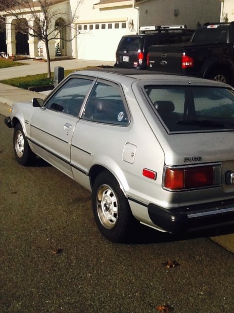 1978 honda acccord lx cvcc, 5 speed manual, silver with under 94,000 org. miles