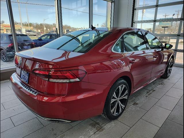2022 volkswagen passat 2.0t se