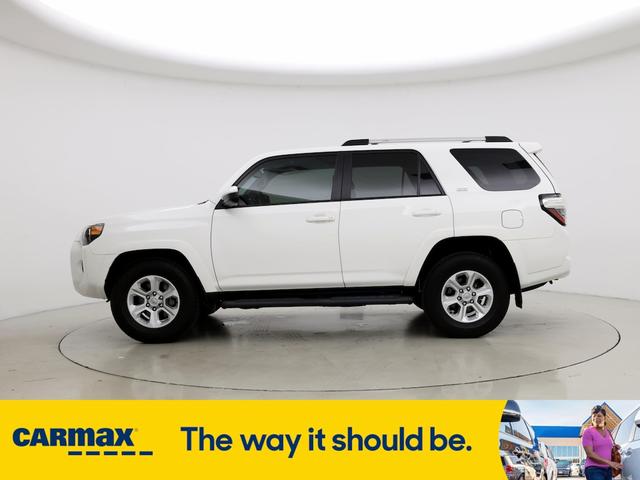 2022 toyota 4runner sr5