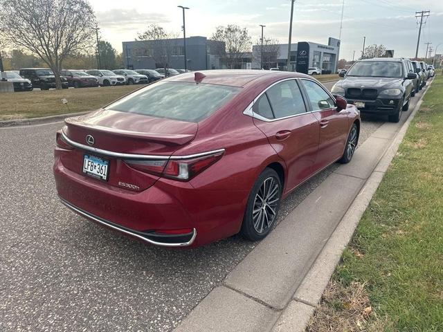 2024 lexus es 300h 300h