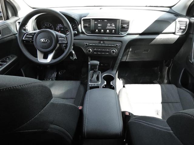 2022 kia sportage lx
