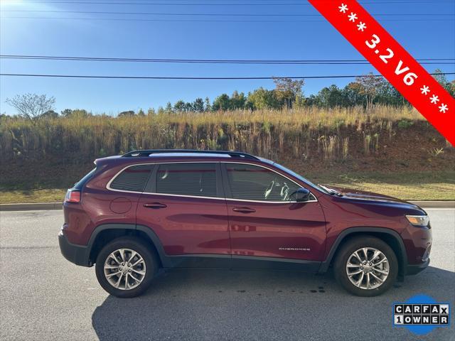 2022 jeep cherokee latitude lux