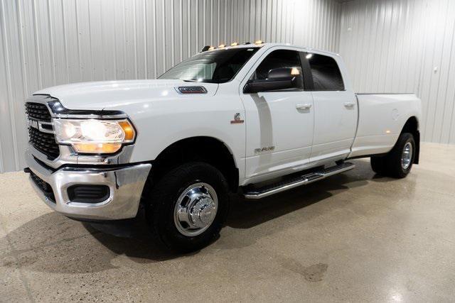 2022 ram 3500 big horn crew cab 4x4 8' box