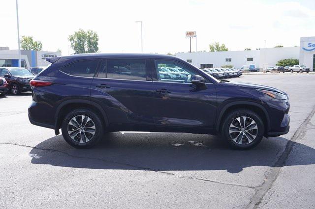 2021 toyota highlander xle