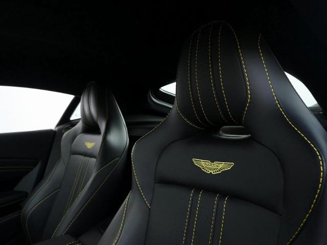 2023 aston martin vantage