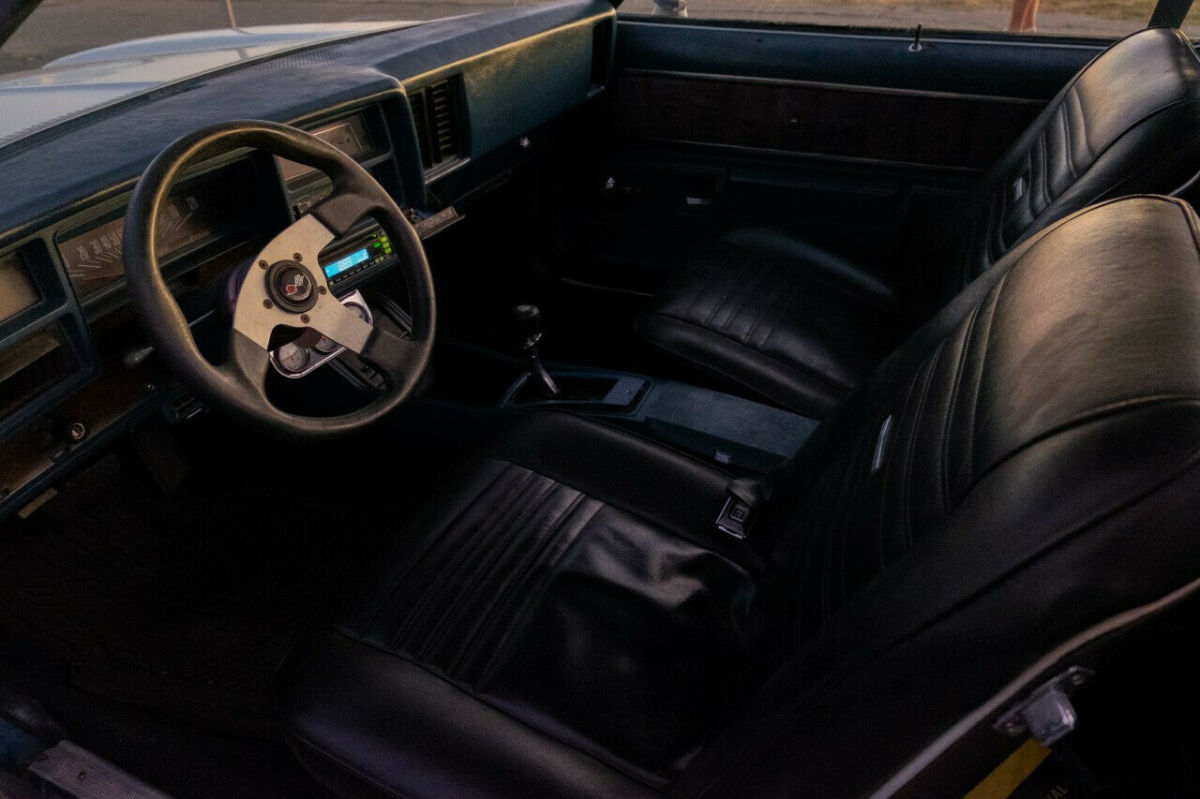 el camino, classic for sale: 1975, 140,000 miles; edelbock intake; engine dress