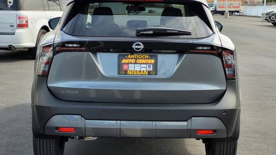 2025 Nissan Kicks