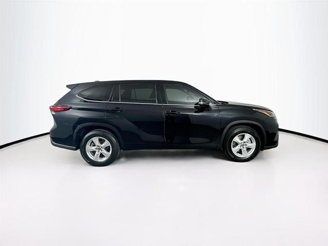 2021 toyota highlander l
