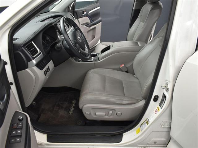 2014 toyota highlander xle