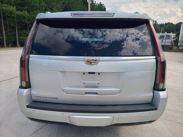 2020 cadillac escalade luxury