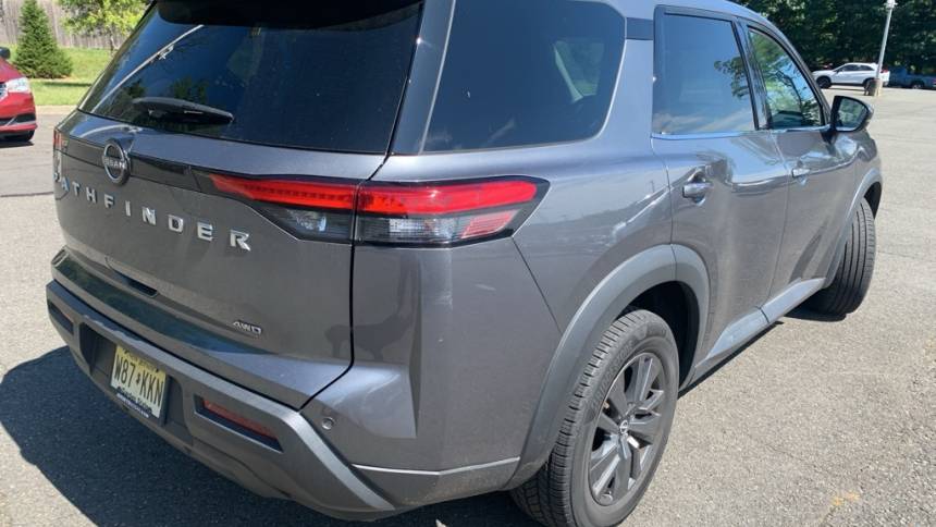 2022 nissan pathfinder s