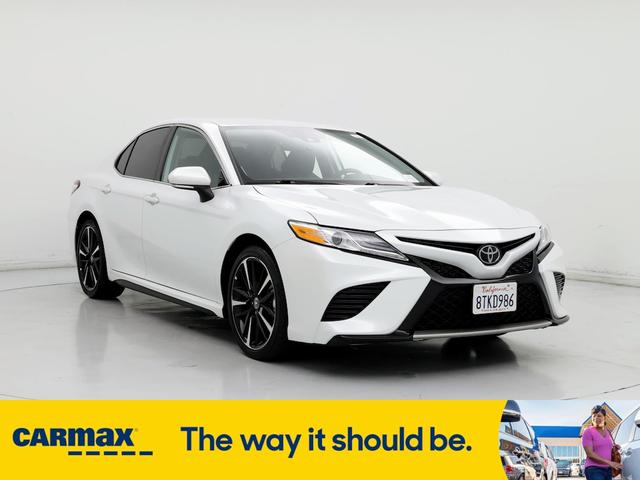 2020 toyota camry xse