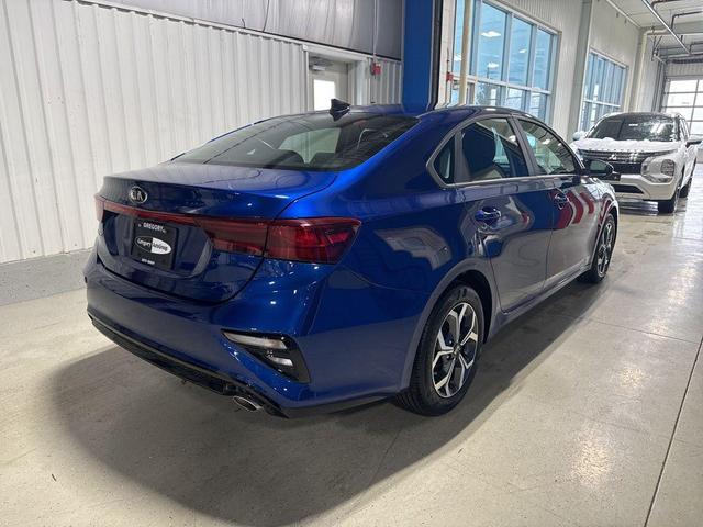 2021 kia forte lxs
