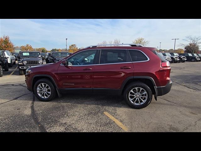 2021 jeep cherokee latitude lux