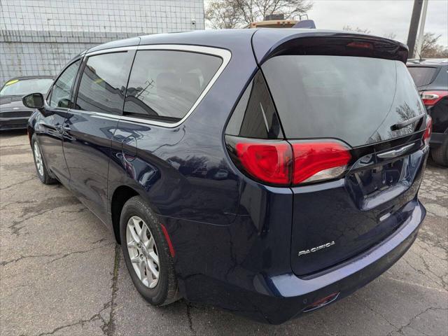 2019 chrysler pacifica lx