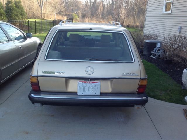 1981 mercedes-benz 300td base wagon 4-door 3.0l with vegetable oil option kit