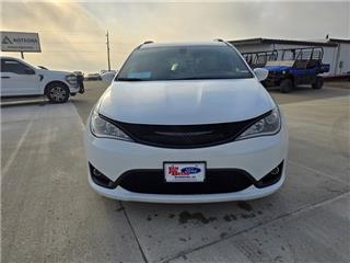 2020 Chrysler Pacifica launch edition