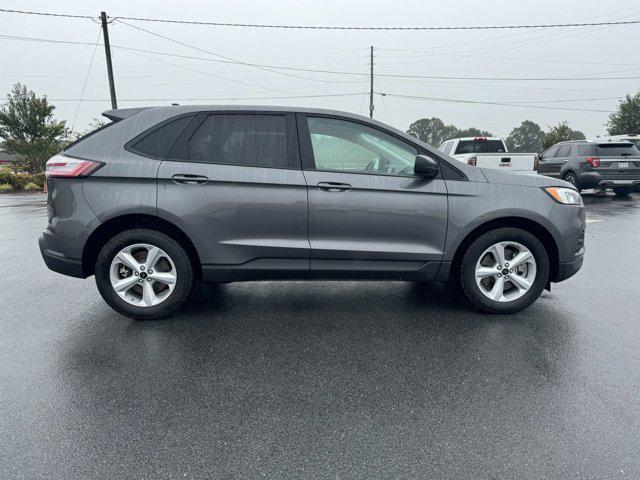 2023 ford edge se