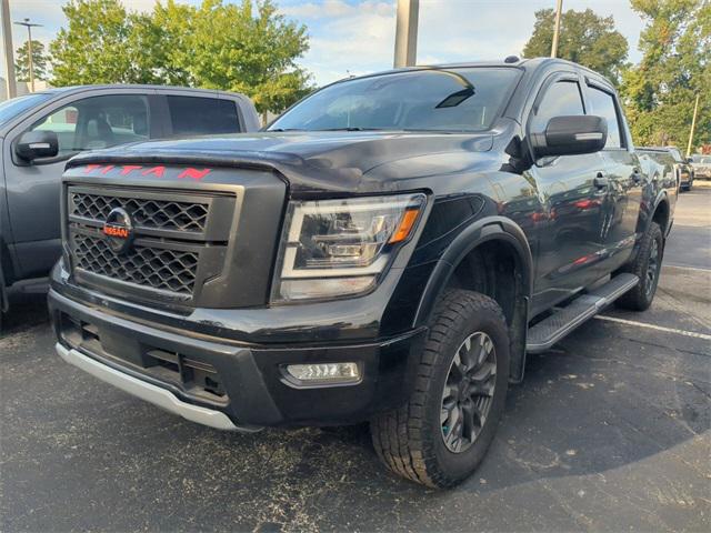 2020 nissan titan crew cab pro-4x 4x4