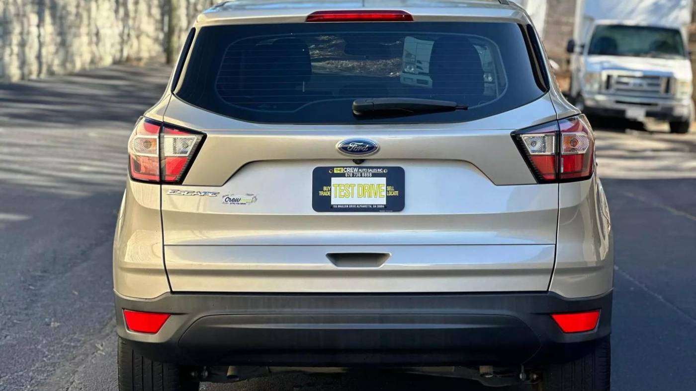 2018 ford escape s