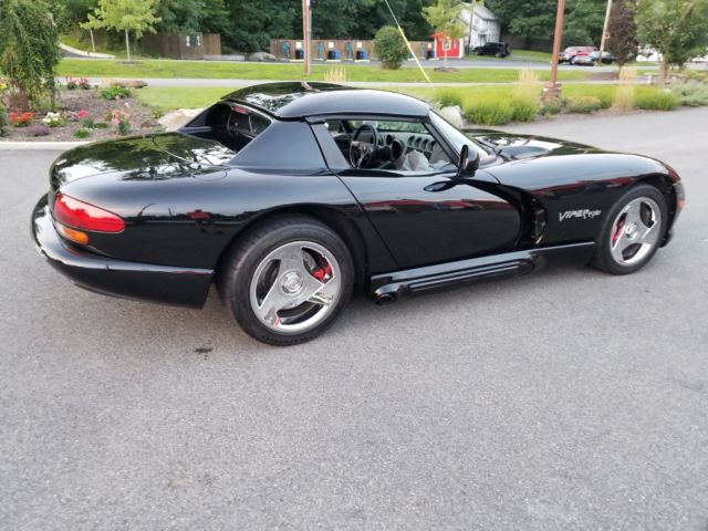1994 dodge viper rt/10 well maintained | 2 tops 2 wheels new tires | no reserve!