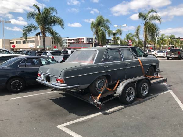 classic 1966 mercedes benz!