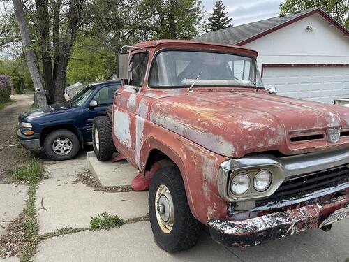 1960 f100 4x4 four speed manual. 292 y block. engine runs! but it is a project. c