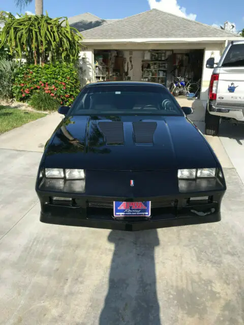 84 chevrolet camaro z-28 black coupe 350 crate motor, show quality paint