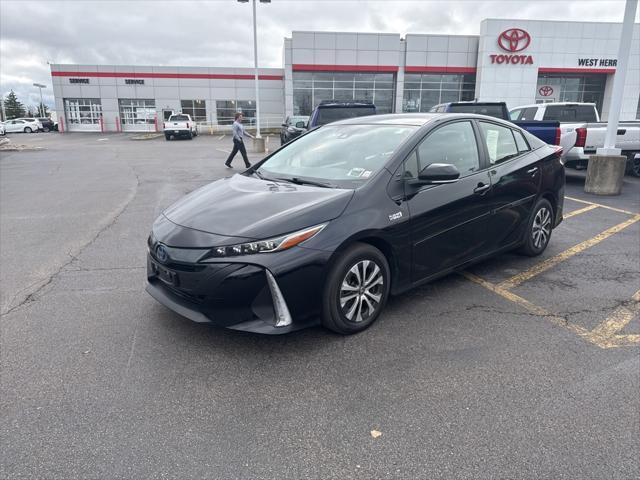 2022 toyota prius prime xle