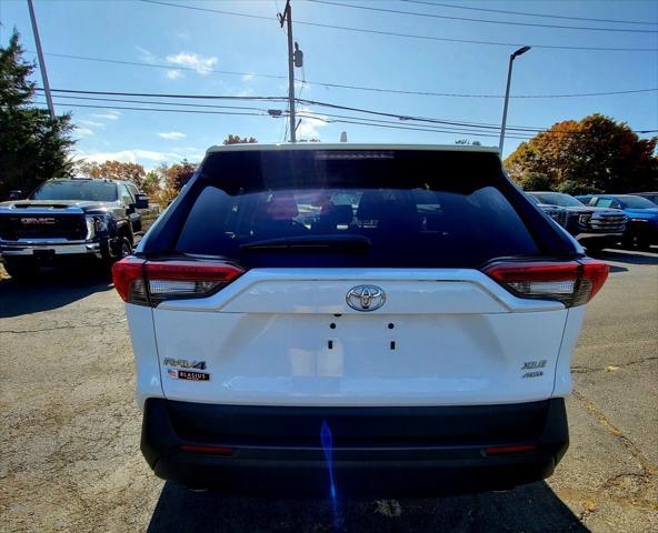 2021 toyota rav4 xle