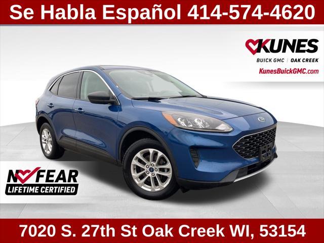 2022 ford escape se