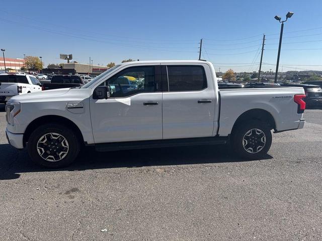 2022 ford f-150 lightning xlt