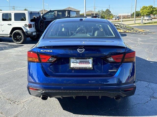 2024 nissan altima 2.0 sr