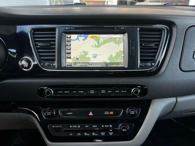 2017 kia sedona sx