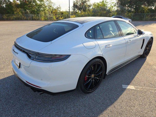 2021 porsche panamera gts