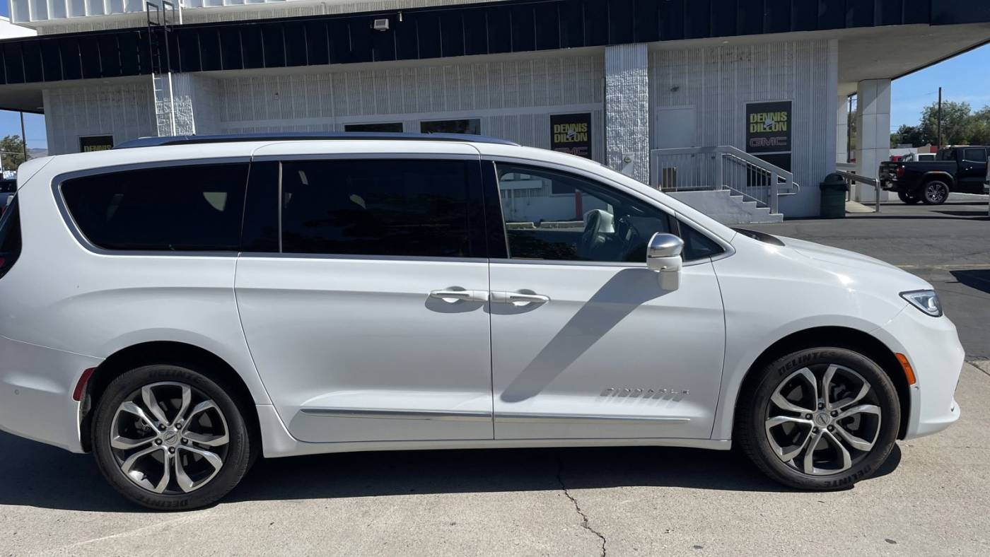 2022 chrysler pacifica pinnacle