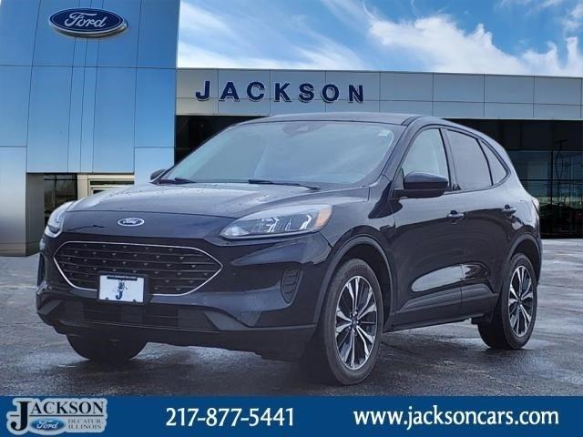 2021 ford escape se