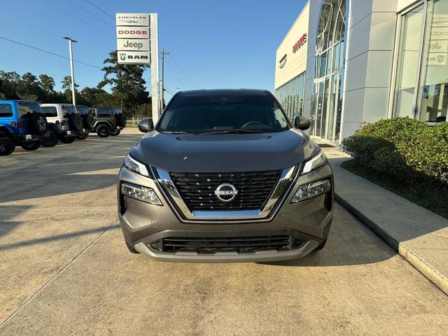 2022 nissan rogue sv
