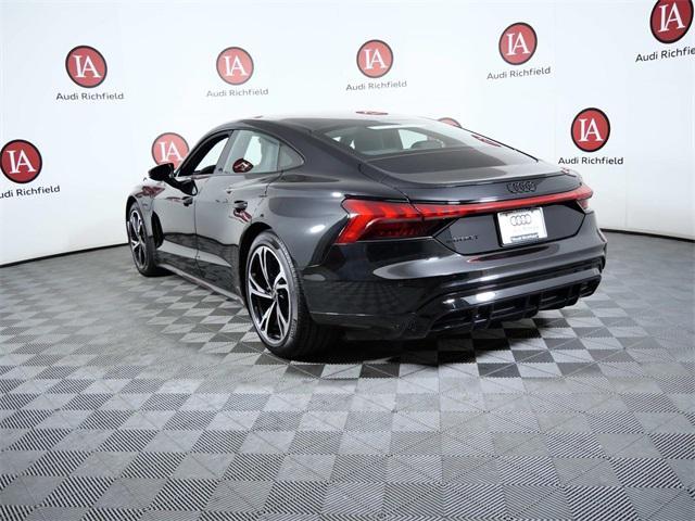 2024 audi e-tron gt premium plus quattro