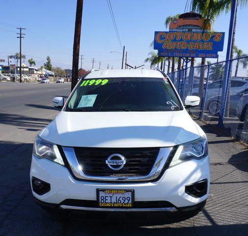 2018 nissan pathfinder sv