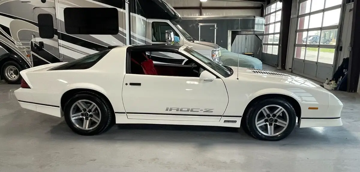 1986 camaro iroc z28 camaro with 75,908 miles