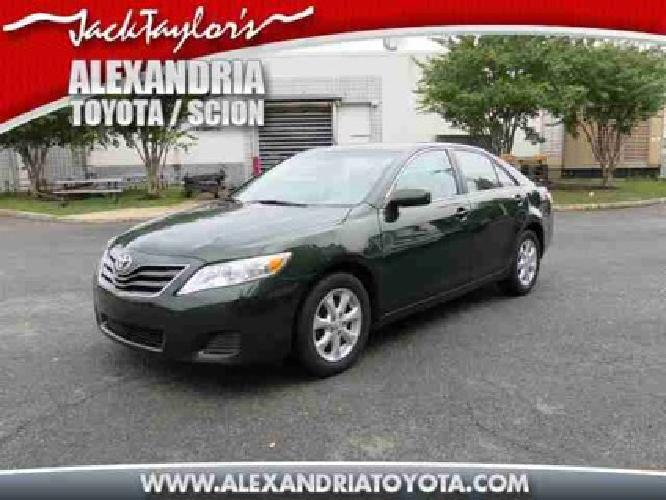 2011 toyota camry le in alexandria, va