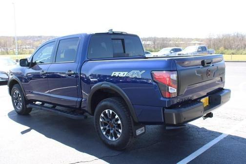 2023 nissan titan in saint louis, missouri