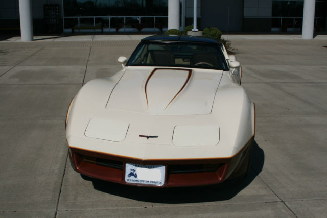 1981 corvette - beige/dark bronze bowling green edition - 234th car built in bg