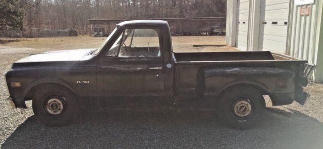1970 chevrolet c-10 shortbed stepside truck v6 3 speed runs and drives good