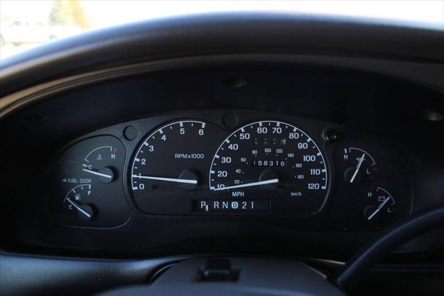 2000 ford explorer eddie bauer