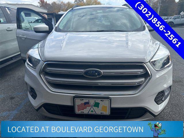 2018 ford escape se