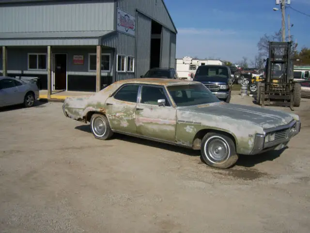 1969 buick lesabre 4 door project, rat rod, hot rod 350 th400 3 speed barn find