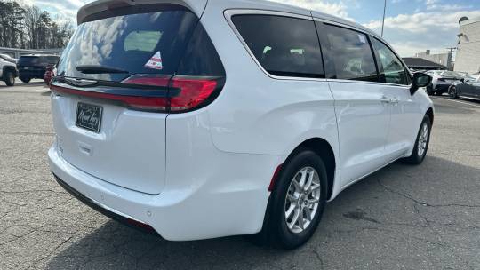 2025 Chrysler Pacifica