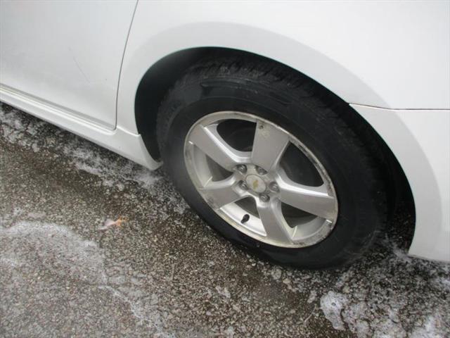 2011 chevrolet cruze 2lt